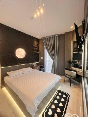 cho thuê khách sạn hầm 6 tầng , góc 2mt phạm văn chiêu gò vấp ( 18phòng +1mb kinh doanh