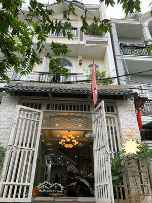 bán nhà quận 7 hẻm xe hơi vào tận cữa, nhà mới kiên cố dọn vào ở luôn, 52m2 chỉ 7.9 tỷ.