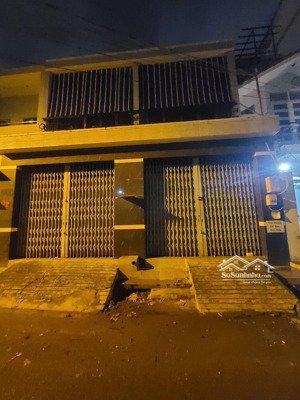 88m2(8x11), 2 tầng chắc chắn, hẻm xe tải 1/ thông, sát mặt tiền hl2 bình tân, đang thuê 14tr/tháng