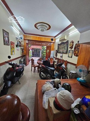 đường nhất chi mai. 56m2 4 tầng 14.x tỷ phường 13 tân bình hẻm 8m thông