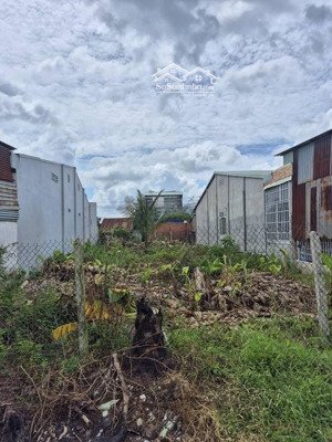 chính chủ bán gấp lô đất 340m2 ngay suối sâu, sổ hồng riêng, cạnh kcn linh trung 3, gía chỉ 800tr