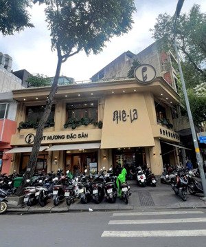 bán nhà góc 2 mặt tiền cực khan hiếm khánh hội quận 4 ( 12x20m) 2 tầng hđt: 200 triệu - giá 119 tỷ