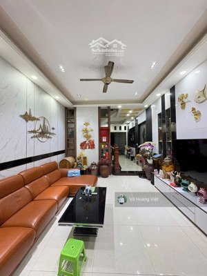 bán nhà 4 tầng ở ngay trước tết - hxh thông - bình trưng đông - quận 2 - chỉ 7.x tỷ - hiếm nhà bán.