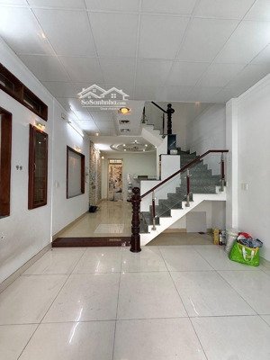 hơn 6tỷ có nhà đẹp phan văn trị sát chợ bà chiểu quận 1 xe tải tới nhà- 50m2(4x12.5m)-4tầng 4pn