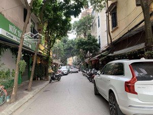 bán nhà trung kính, dt65m, nhà đẹp dân xây, gần ô tô, gần phố.