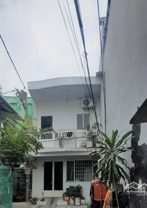 bán nhà gần cầu tân thuận hoàn công đủ chủ thiện chí bán nhanh, 02 tầng 4x11m