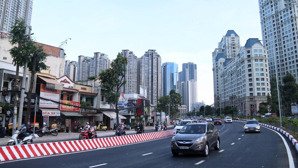 hiếm -ngay nguyễn hữu cảnh - cách q.1 chỉ cây cầu- mới ở luôn- btct chỉ với 4 đồng thương lượng tốt