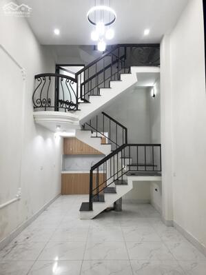 BÁN NHÀ ĐẸP 1.45 TỶ 3 TẦNG 30M2 ( ĐÔNG NAM ) NGÕ NGUYỄN HIỀN