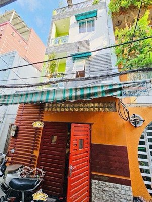 chính chủ bán gấp nhà hiếm ngang bề thế khánh hội - 4 tầng - dt 50m2- giá 4,9 tỷ - quận 4