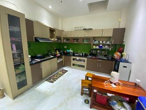 quận 3_4 lầu mới đẹp chính chủ 1 đời - ô tô tới nhà cực hiếm ở trung tâm - 38m2.