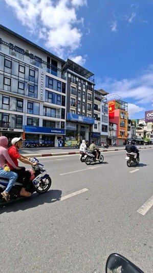 bán nhà mặt phố nghi tàm 245m2, giá: 91 tỷ. tây hồ