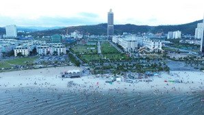 căn hộ cc a la carte hạ long bay, , 74m2, view pháo hoa,nhạc nước , 1 bước chạm cát,