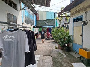 quỹ đất lớn hiếm 1600m2 - chu văn an - gần học viện cán bộ - xe hơi đổ tận nơi - rất tốt cho đầu tư