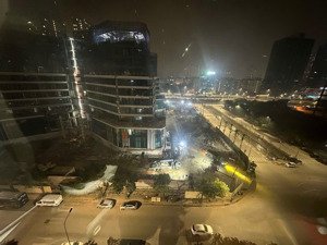 cần tiền bán gấp chung cư b3d nam trung yên,cầu giấy 98m sửa đc 3n2w nhỉnh 7 tỷ full đồ xịn, sổ đỏ