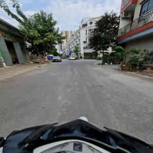 Đất Đặng Xá, Gia Lâm. 50m2. Chỉ 3 tỷ x. Lh 0989894845