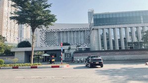 siêu phẩm hoa hậu xuân đỉnh sát ngoại giao đoàn 6 tầng thang máy full nội thất cao cấp -oto đỗ 25m