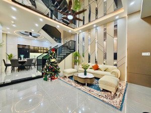 5x11m, bán gấp nhà 5 tầng, đường 10m,549/ lê văn thọ, p14 gò vấp, 8 tỷ nhỉnh