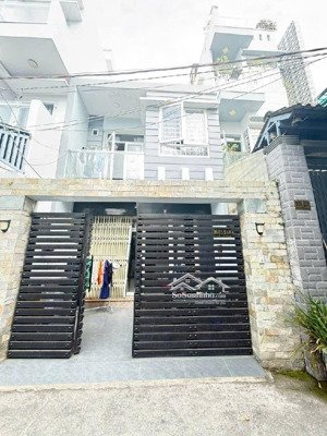 nhà hẻm xe hơi thông, lâm văn bền, p tân hưng , quận 7
dt:4,9m x16 m x2 tầng.
giá:8,55 tỷ/tl