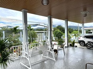 biệt thự vườn cao cấp nghỉ dưỡng suối tiên, 3 pn, hồ cá koi, chòi tiệc, bồn massage, sân 4 ô tô