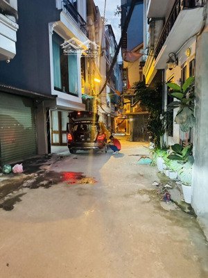 nhà đẹp long lanh, full nội thất, khách chỉ việc ở phố ngọc thụy, long biên giá rẻ