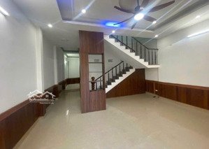 cần bán gấp căn nhà 2 tầng tại sơn thủy tiềm năng tăng giá cực cao- dòng tiền đều giá chỉ 7,25