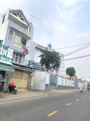 hiếm! nhà 3 tầng ô tô ngủ trong nhà linh xuân, gần nhà thờ xuân hiệp, giá tốt 5.3 tỷ, thủ đức