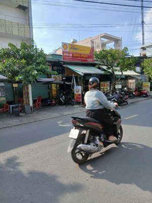 bán dãy trọ, khuôn đất đẹp, view công viên, 8.1x19m, 10.5 tỷ, phan văn hớn, quận 12