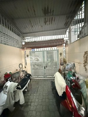 nhà phố 3 tầng ở ngay 3pn giá tốt- trần xuân soạn, p.tân hưng quận 7