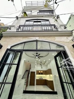 bán nhà giá ngộp 5,2 tỷ- nam kỳ khởi nghĩa, phường võ thị sáu quận 3 - gần chùa vĩnh nghiêm