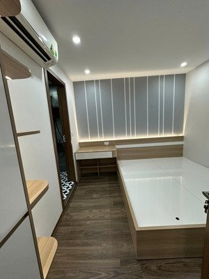 bán cc tòa b hateco yên sở hoàng mai, dt 52 m2, 2 phòng ngủ, 2 wc, giá 4,5 tỷ. 