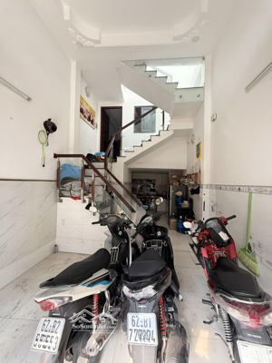 hiếm nhà 3 tầng 3pn hẻm 6m phan huy ích p15 tân bình dt 3,5x9,1 giá chỉ hơn 4 tỷ. shr hoàn công đủ