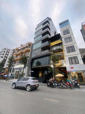 180m2 lô góc xây 9 tầng - rộng 8m - ô tô 7c - sẵn 76 pn ~ 4,8tỷ/năm - cách phố chỉ 10m