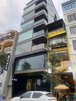 bom tấn mặt phố 300m2 x 9 tầng - toà building đẳng cấp - 2 thoáng - dòng tiền tốt - cho thuê cả tò