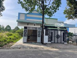 thu nhập 180 triệu/năm, chỉ 1 tỷ 050 triệu có dãy trọ 300m2 ở ql13, p. thới hòa ngay kcn mỹ phước 3