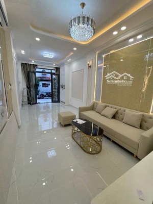 nhà 54m2. 4 tầng. 3pn mới đẹp. hẻm xe hơi 5m cmt8, gần bệnh viện thống nhất - 11tỷ hơn/ 