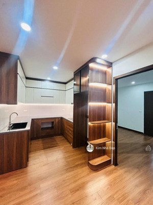 cần tiền bán gấp chung cư b10c nam trung yên,cầu giấy 74,6m 2n2w nhỉnh 6 tỷ nội thất mới sổ đỏ két