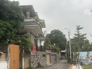 chỉ 1 lô duy nhất cổ đông -sát ql21 -100m full thổ cư -ô tô vòng quanh -vào đất-chỉ 3.5tỷ