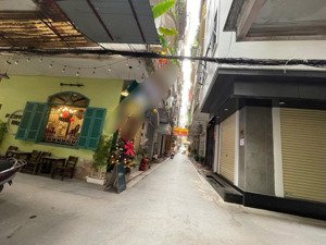 nhỉnh 19 tỷ nhà đẹp phân lô trần quốc hoàn, 5 tầng, 38.5m , mặt tiền đẹp, sổ cc, ở haykd đều được