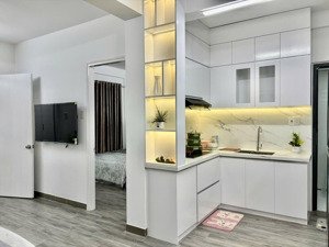 bán gấp căn chung cư sổ hồng lâu dài- gần biển 350m