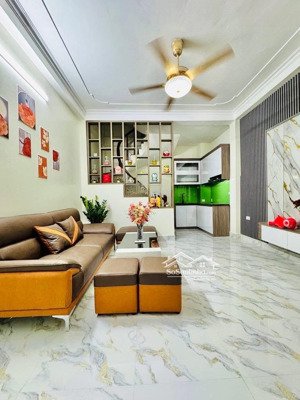 chỉ 6.35 tỷ nhà bạch mai, 2 thoáng 30m ra mặt phố, 3 ngủ sổ riêng, kinh doanh, full nội thất 35m2