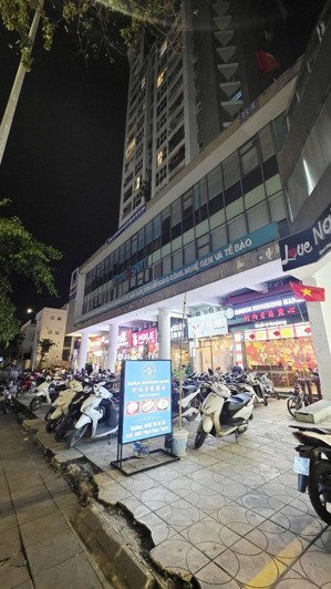 bán căn hộ chung cư tại b4 và b14 kim liên, 8,8 tỷ, 80 m2, 2pn + 2wc