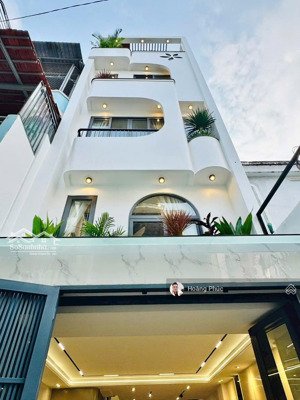 chỉ 3tỷ580 sở hữu ngay nhà 80m2, đang cho thuê 24tr, đường nhựa 6m 3tháng2-q10, ngay sát cầu vượt