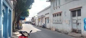 hẻm nhựa 8m nhà 2 tầng 4x16, gần công viên nguyễn sỹ sách giá 7,6 tỷ