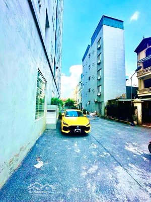 chủ cần bán gấp - nhà đẹp hoàng mai khuyến lường : 30m - 5 tầng - 6,3 t.ỷ (có bớt) lh 08