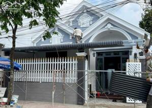 BÁN NHÀ MÁI THÁI ĐẸP NGAY GÓC 2 MẶT TIỀN KHU VƯỢT LŨ PHƯỜNG 8 VĨNH LONG