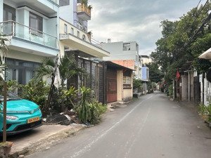 căn hộ dịch vụ *150m2x4tầng, s t*thu khoáng 60tr/1th, h xe tải thông, gần thống nhất * hơn 15 tỷ