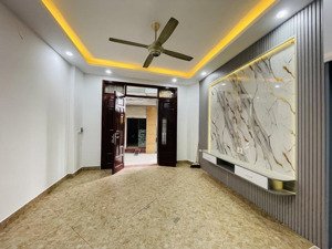 bán nhà giáp nhị 30m2, 4 tầng, 5,39 tỷ, ba bước ra ngõ to như phố, tiện ích ngập tràn