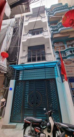 mặt ngõ thông kinh doanh sầm uất- 4tầng xây mới-48m2 nở hậu- ôtô vào cửa- vị trí vàng chỉ hơn 14tỷ