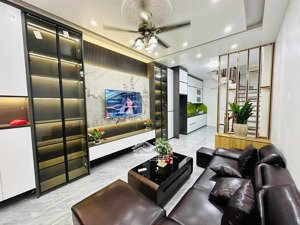 bán nhà mặt phố quang trung hà đông kinh doanh siêu đỉnh 60m2 x 6tầng mt 5m giá chỉ 18 tỷ .