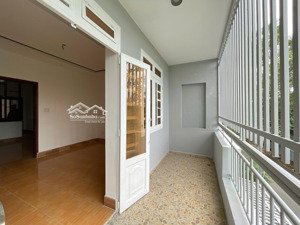 1 phòng ngủ cho thuê ngay vòng xoay lương định của mới 100% tại quận 2